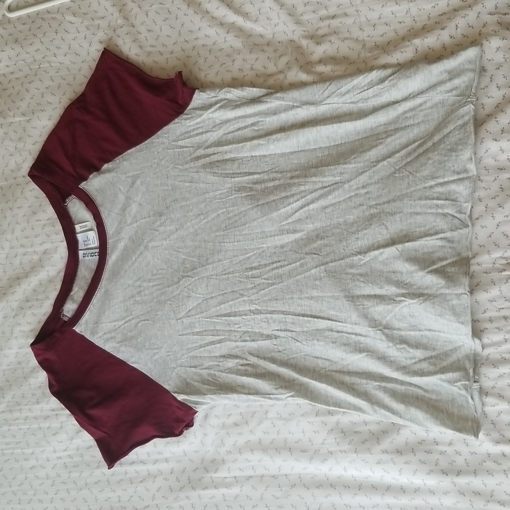 4/ $20 H&M Grey T shirt with Maroon Sleeves
